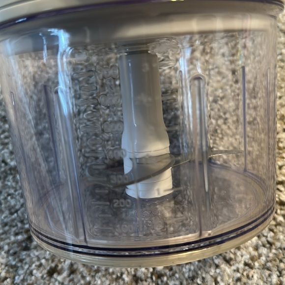 Pampered Chef Manual Food Processor, Like New - Picture 9 of 9